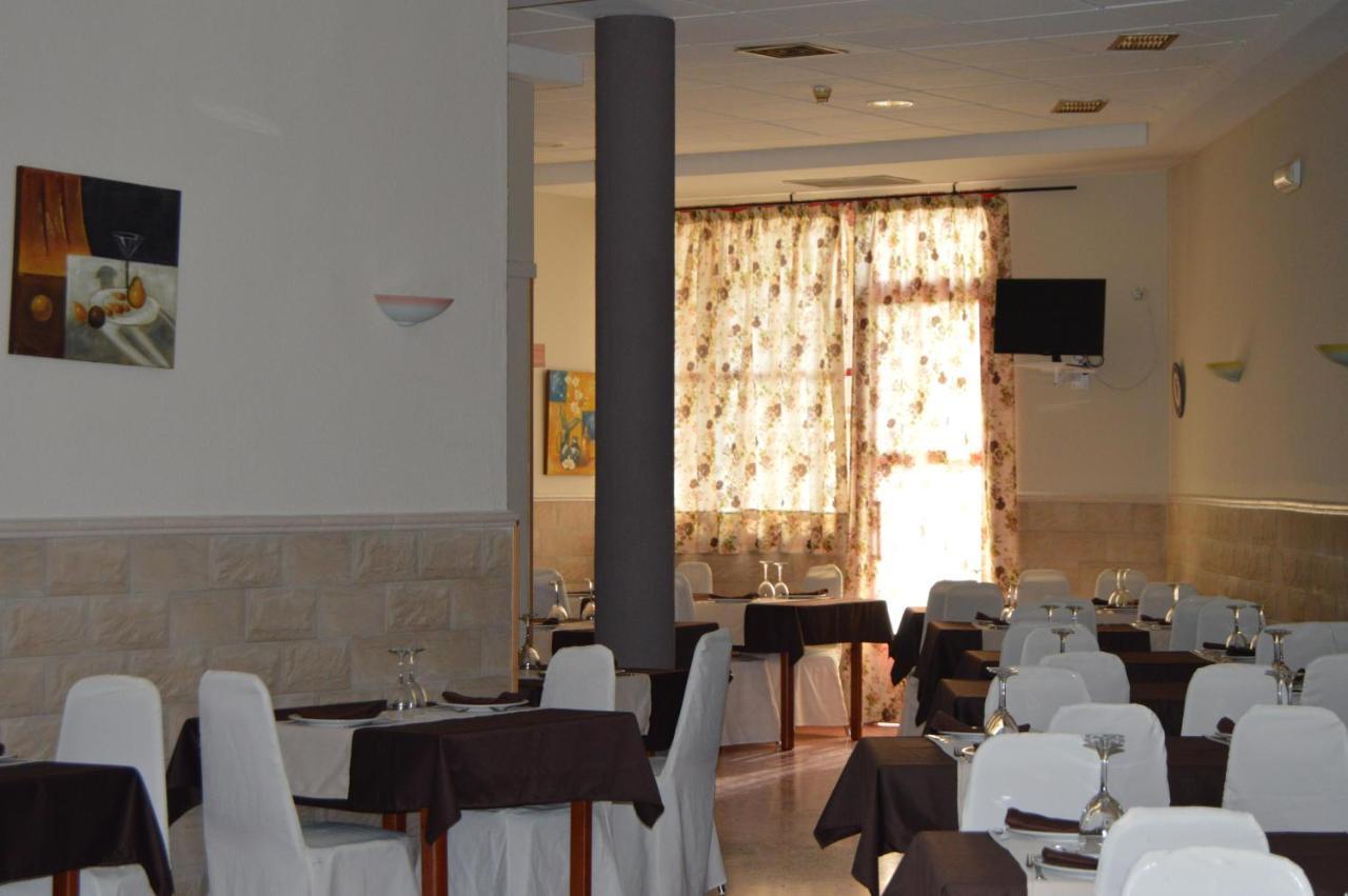 Malpartida de Cáceres Hotel Pena Cruz מראה חיצוני תמונה